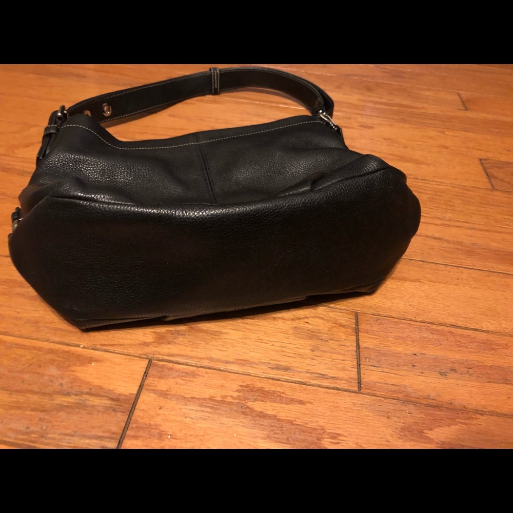 Coach Bag - Picture 2 of 4